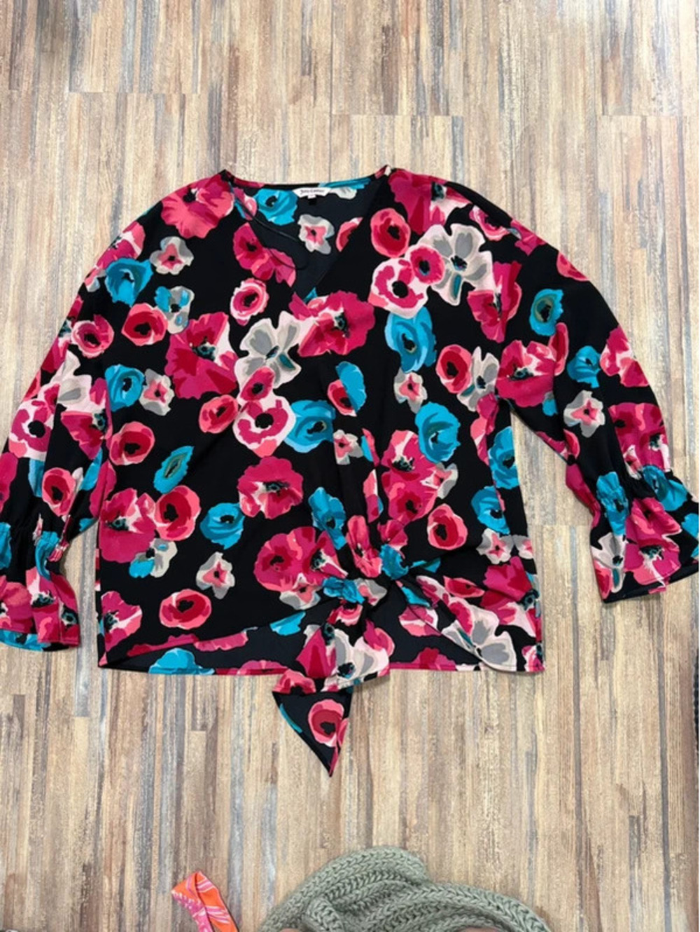 Juicy couture blouse size XL